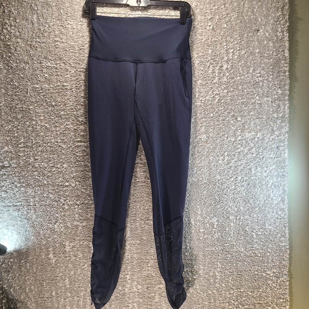 Lululemon Women's 8 Navy Blue Mesh Scrunch Leggings Ruched Leg High Waist Ankle